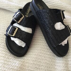 Yokono Leather Black Slides